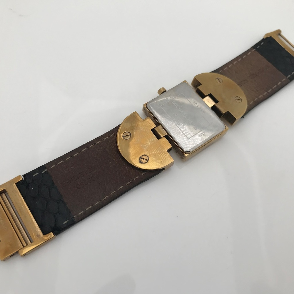 Michael Kors Ladies Watch Genuine Leather Band - Picture 4 of 8